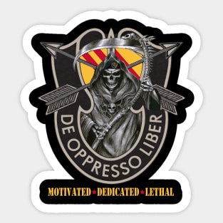 US Army 5th Special Forces Group Death Skull De Oppresso Liber 5th SFG - Gift for Veterans Day 4th of July or Patriotic Memorial Day Sticker